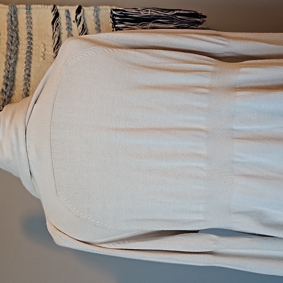 Drape Open Front Sweater/Shrug - Picture 5 of 7